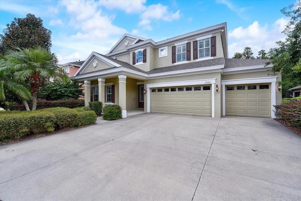 19323 AUTUMN CHASE COURT LAND O LAKES, FL 34638
