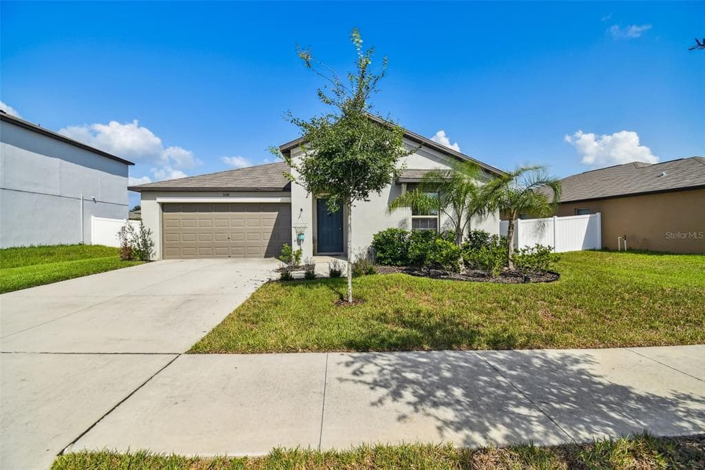 3160 LYTTON HALL DRIVE ZEPHYRHILLS, FL 33540
