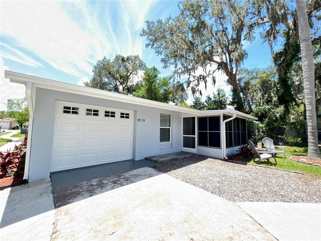 1001 SANDPIPER COURT DUNEDIN, FL 34698