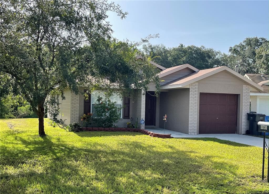 11730 LYNN BROOK CIRCLE SEFFNER, FL 33584