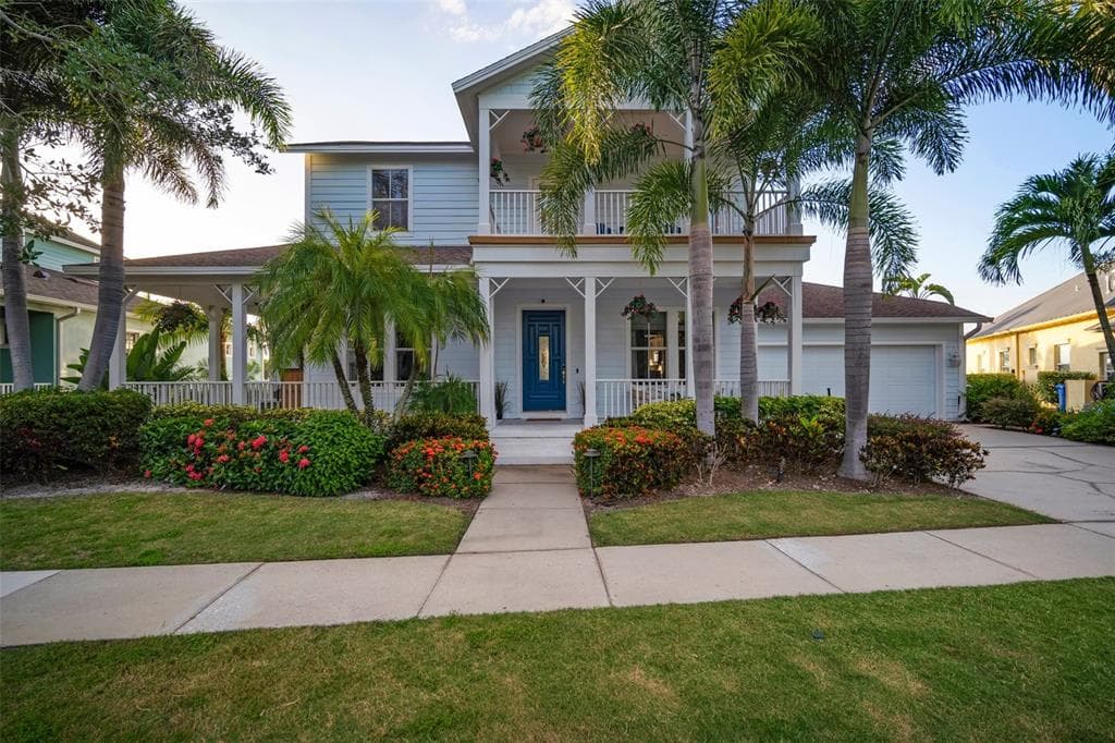 521 ISLEBAY DRIVE APOLLO BEACH, FL 33572