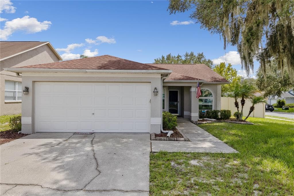 4707 BREEZE AVENUE PLANT CITY, FL 33566