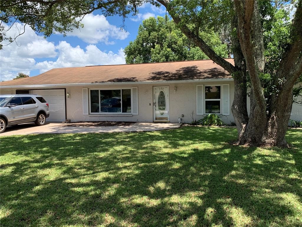 31021 PARK RIDGE DRIVE BROOKSVILLE, FL 34602