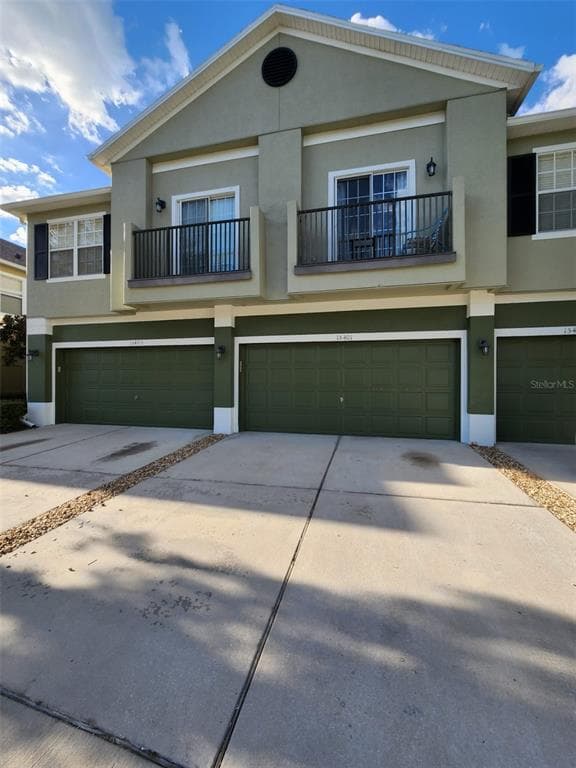 15401 GEORGIA OAK PLACE UNIT B WINTER GARDEN, FL 34787