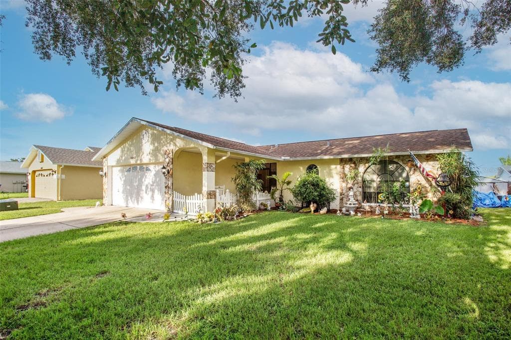 4642 ADDAX DRIVE NEW PORT RICHEY, FL 34653