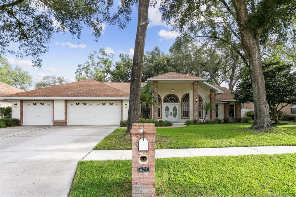 6302 N QUEENSWAY DRIVE TEMPLE TERRACE, FL 33617