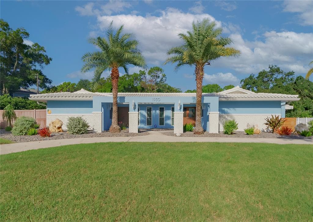 1930 SADDLE HILL ROAD S