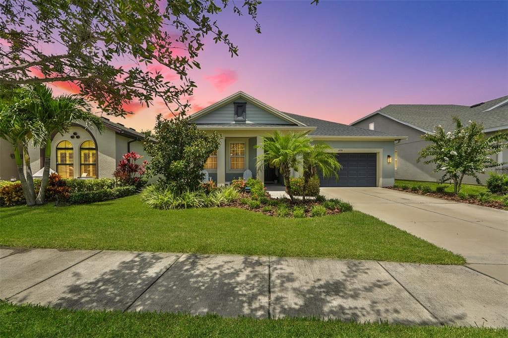 6534 PARK STRAND DRIVE APOLLO BEACH, FL 33572