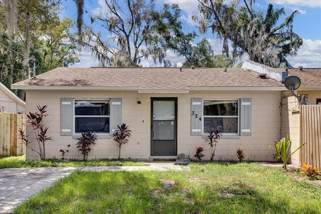324 E JESSUP AVENUE LONGWOOD, FL 32750