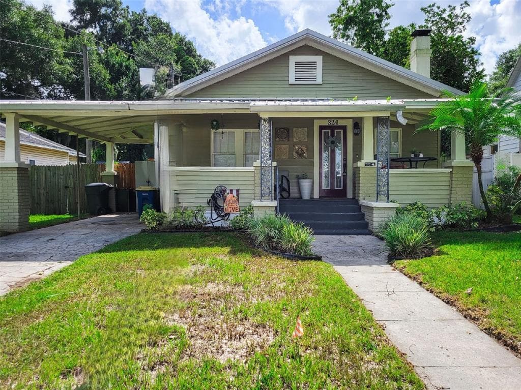 324 S COURTLAND AVENUE BARTOW, FL 33830