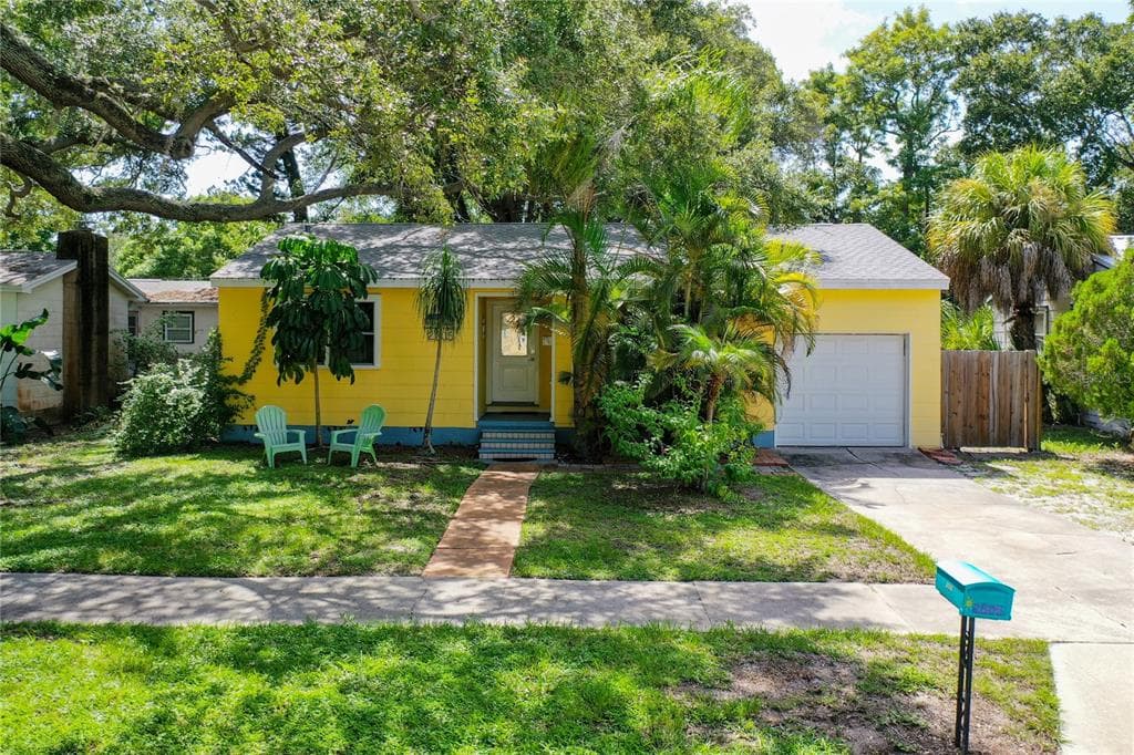 2805 48TH STREET S GULFPORT, FL 33711