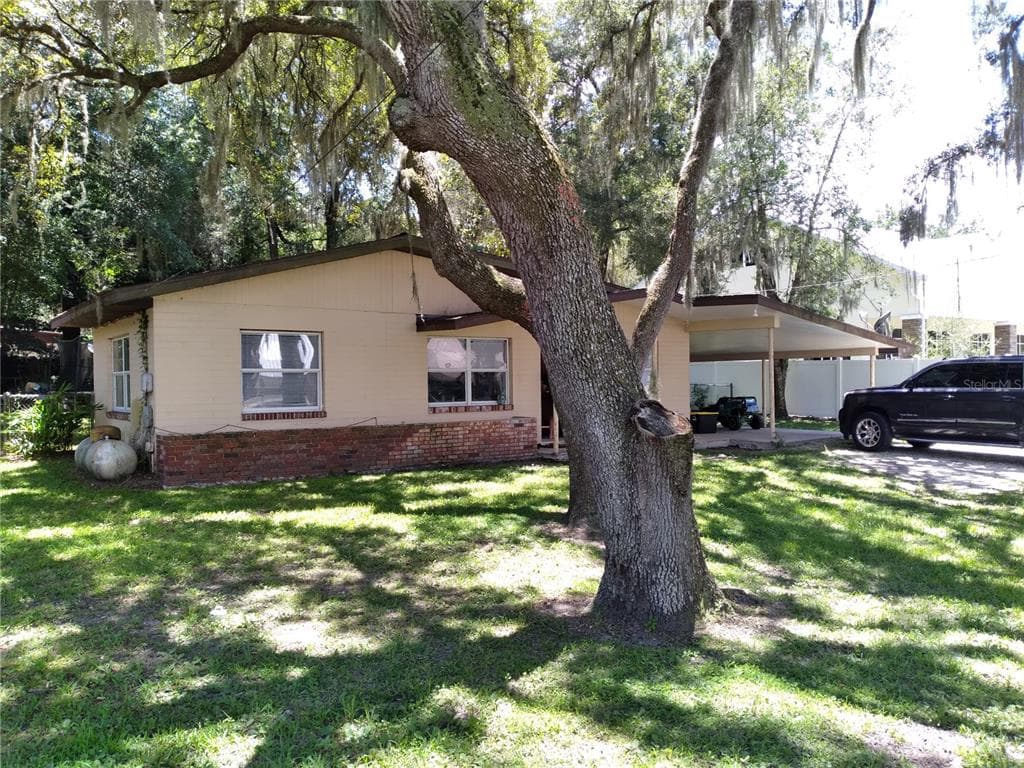 20044 E PENNSYLVANIA AVENUE DUNNELLON, FL 34432