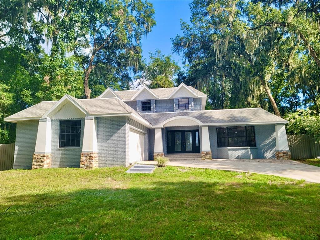 12607 LAKE HILLS DRIVE RIVERVIEW, FL 33569