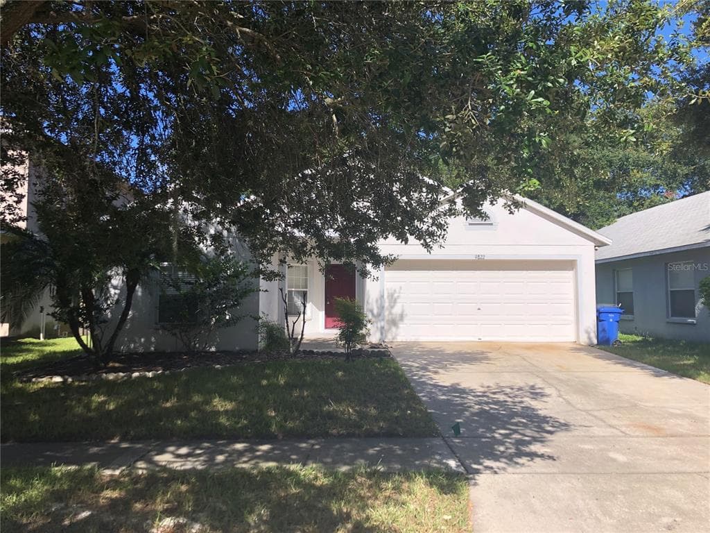 9822 WHITE BARN WAY RIVERVIEW, FL 33569