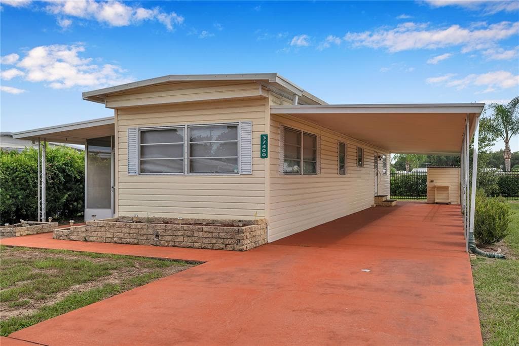 37400 ATTICA AVENUE ZEPHYRHILLS, FL 33542
