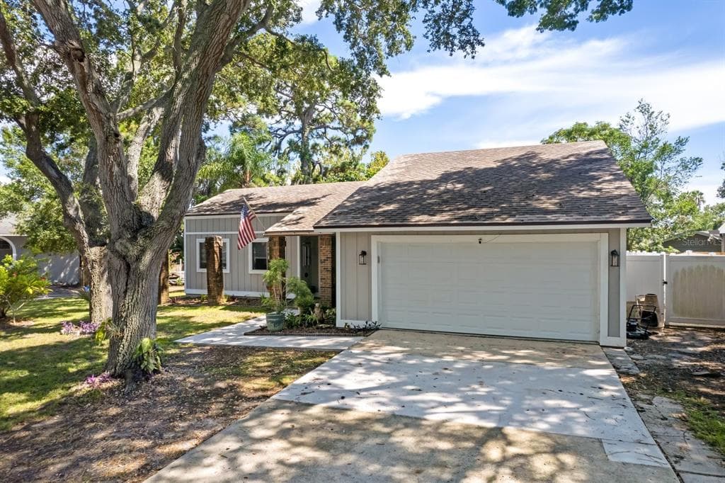 414 ORIOLE CIRCLE PALM HARBOR, FL 34683