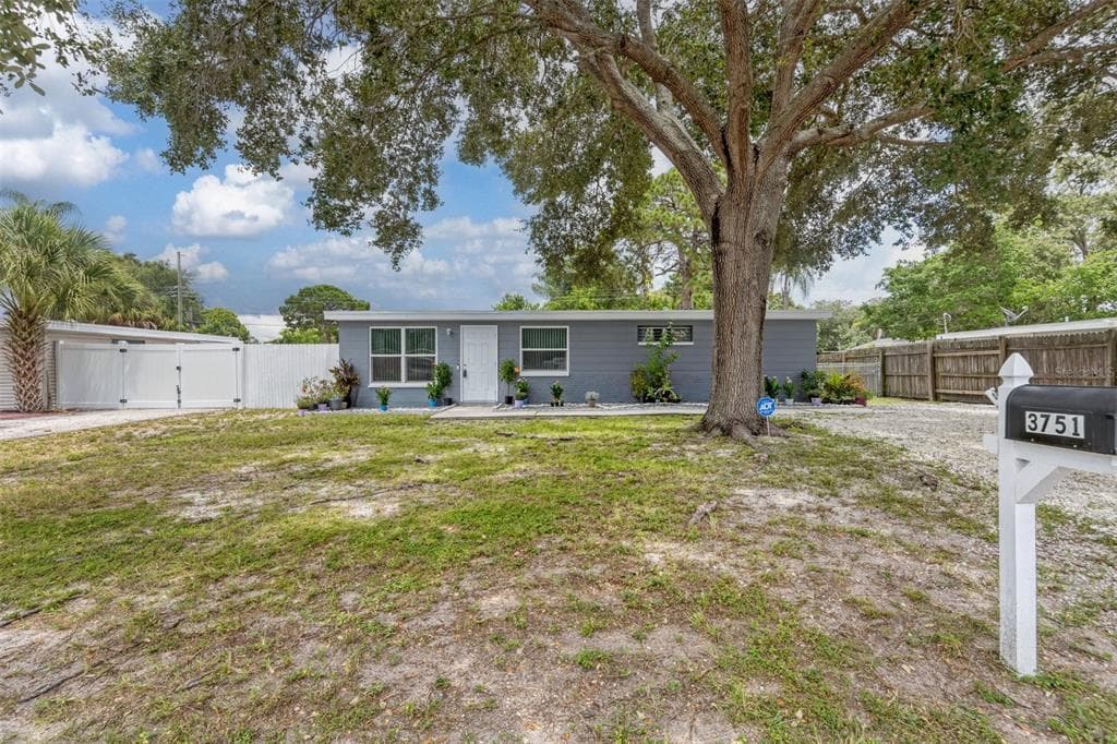 3751 PAPAI DRIVE SARASOTA, FL 34232