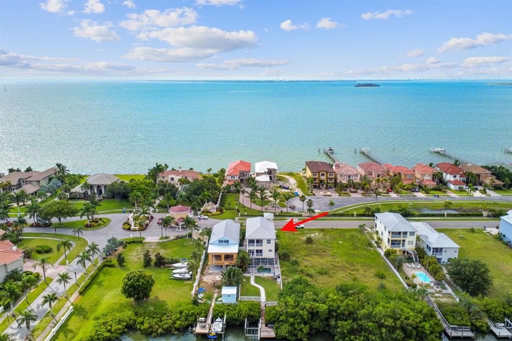 6403 MARBELLA BOULEVARD APOLLO BEACH, FL 33572