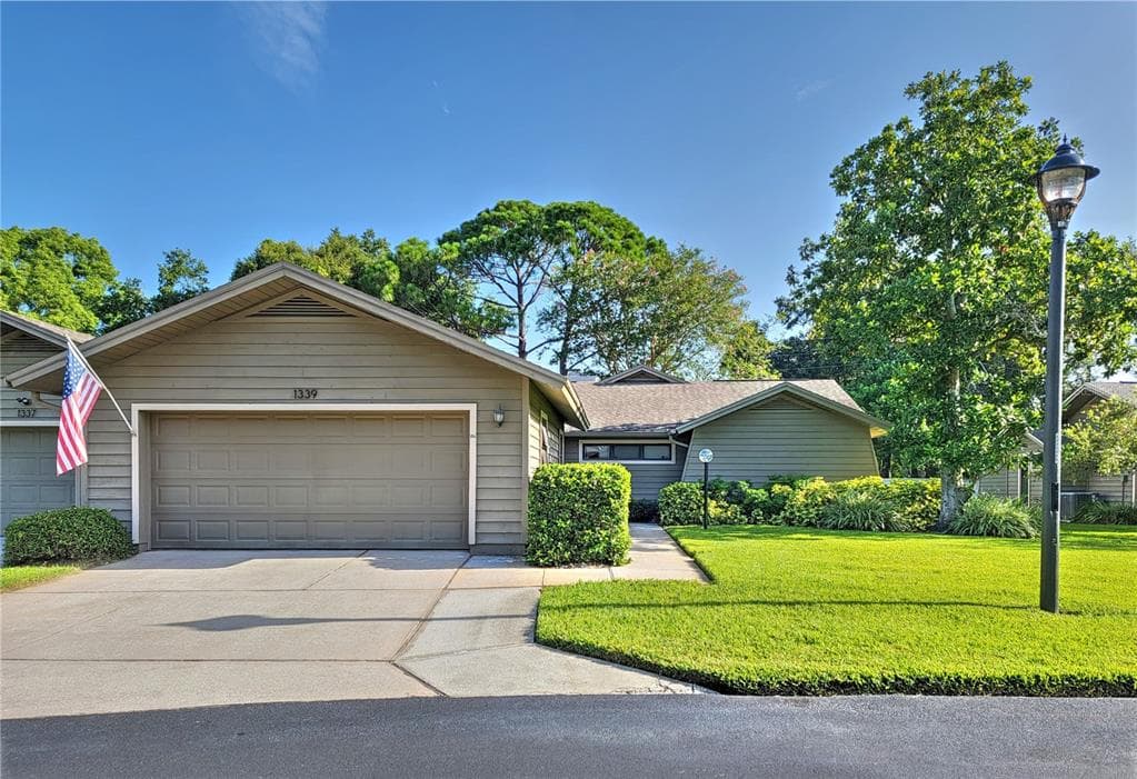 1339 WESTLAKE BOULEVARD UNIT 17 PALM HARBOR, FL 34683