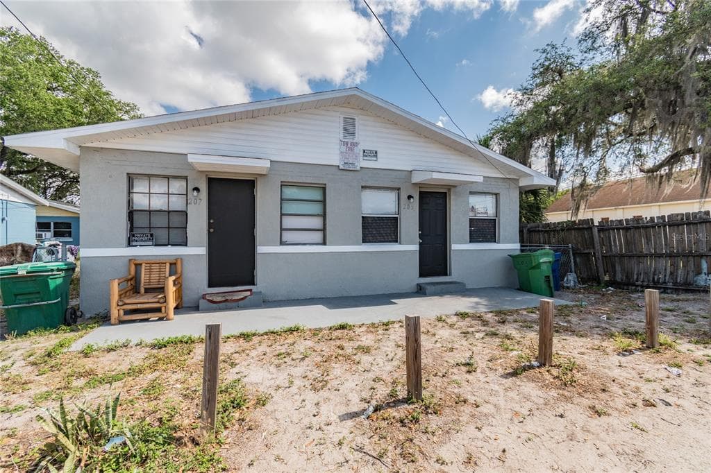 205 PALMETTO AVENUE NW WINTER HAVEN, FL 33881