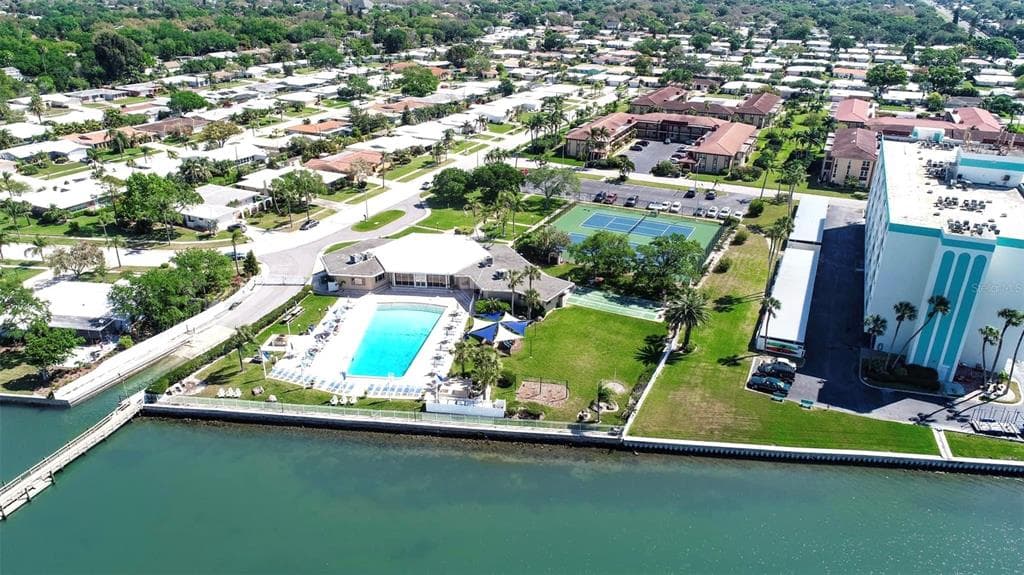 10215 REGAL DRIVE UNIT 49 LARGO, FL 33774