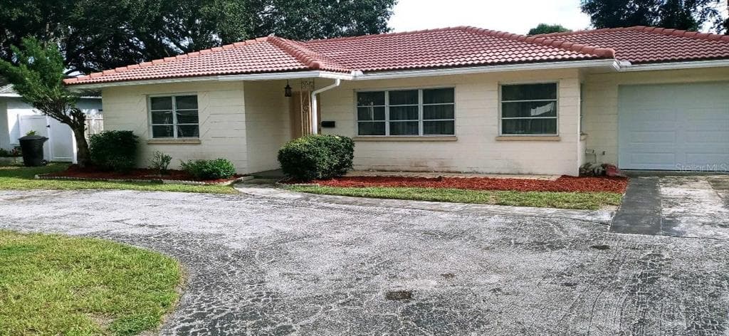 5090 36TH AVENUE N ST PETERSBURG, FL 33710