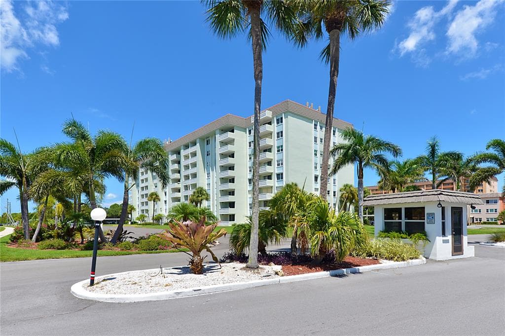 9 FORBES PLACE UNIT 606 DUNEDIN, FL 34698