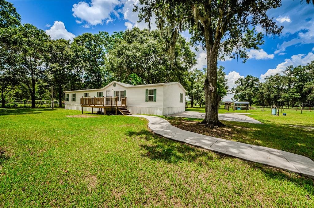 11118 BRAHMAN ROAD LITHIA, FL 33547