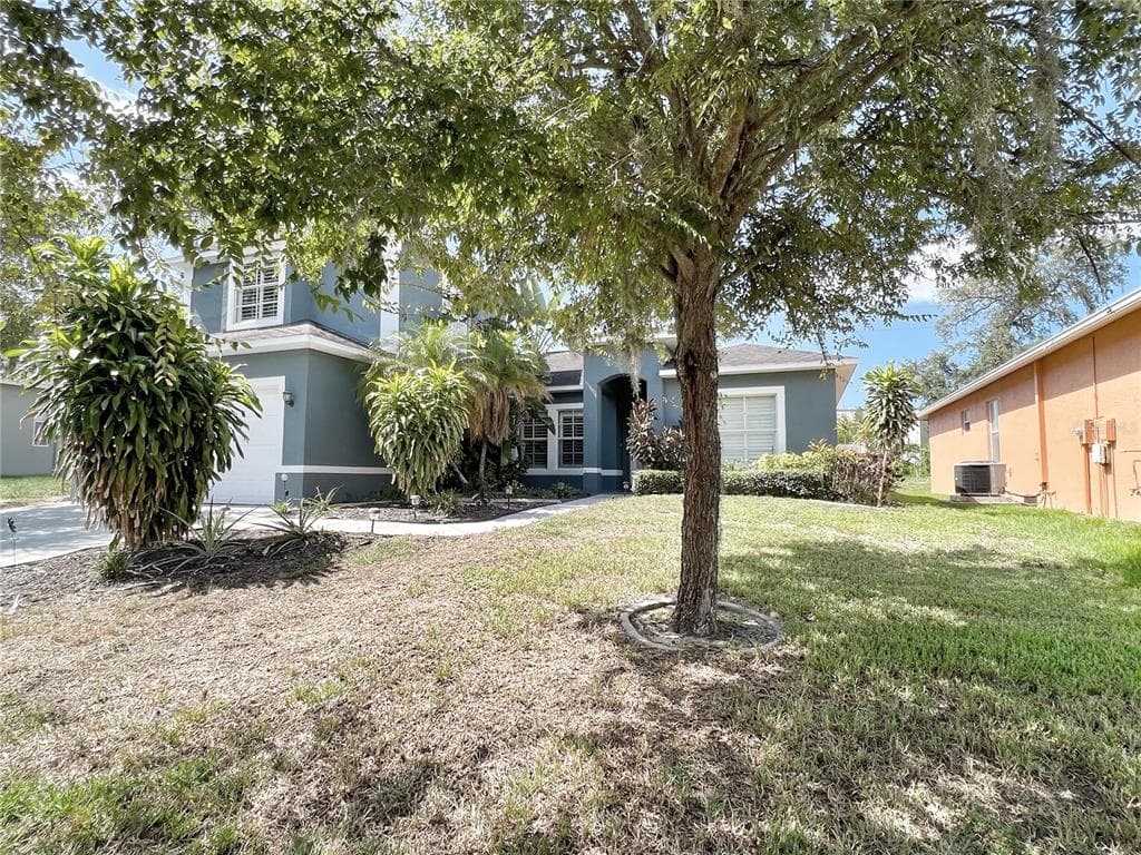 605 CYPRESS PARK AVENUE TARPON SPRINGS, FL 34689