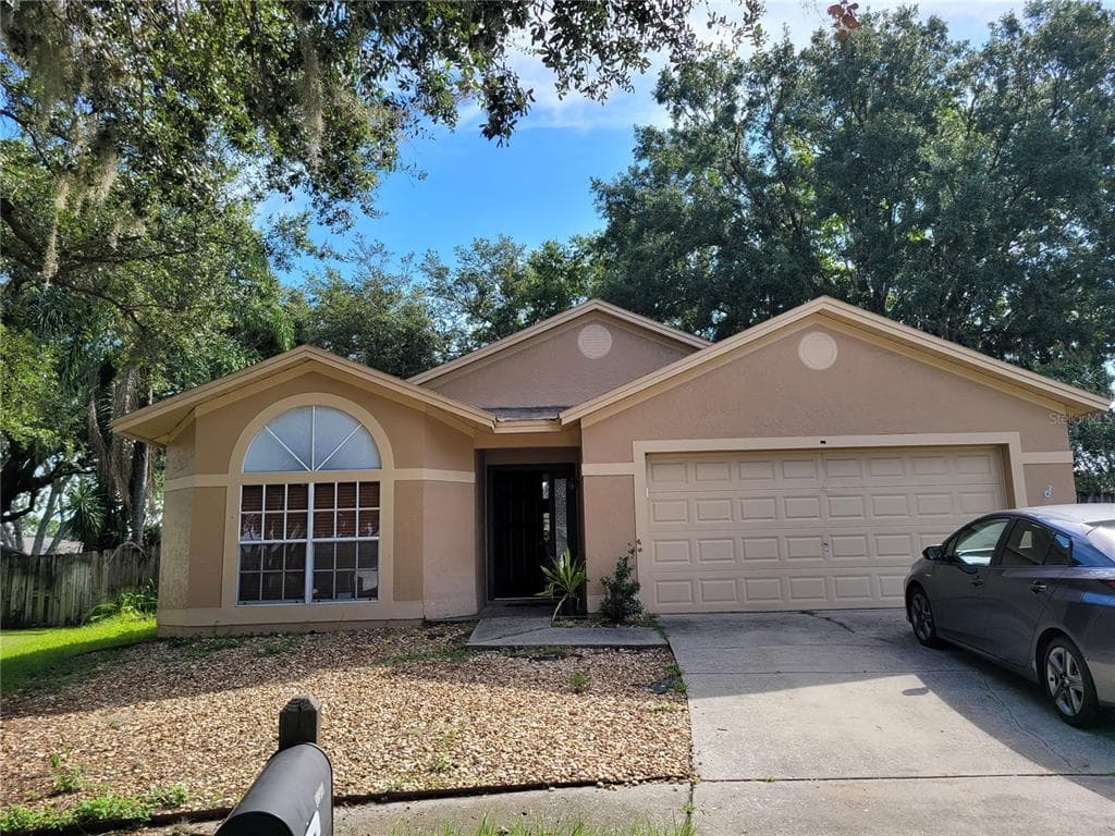 24139 TWIN COURT LAND O LAKES, FL 34639