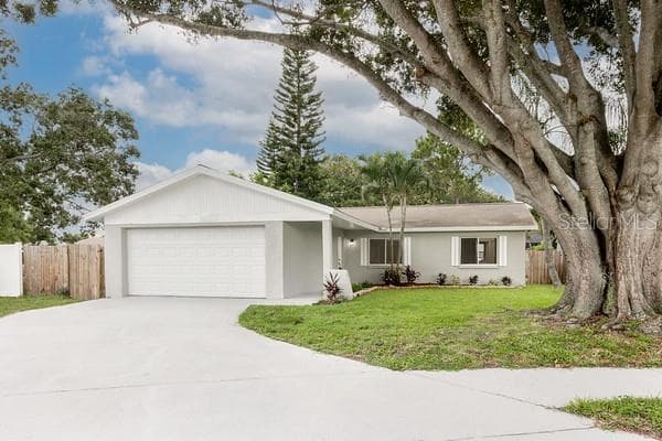 12478 ASHWOODE DR LARGO, FL 33773