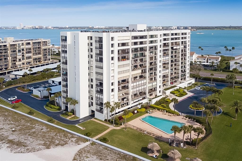 1460 GULF BLVD UNIT 912
