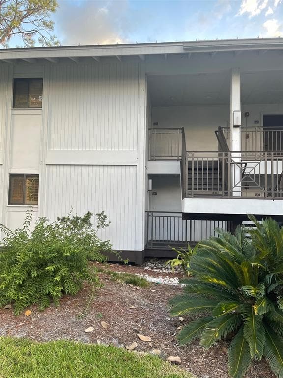 4782 FOX HUNT DRIVE UNIT 618 WESLEY CHAPEL, FL 33543