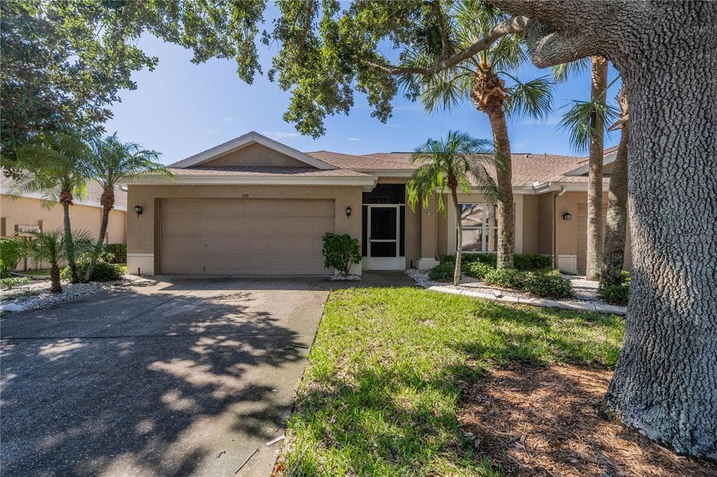 728 MCDANIEL STREET UNIT 99 SUN CITY CENTER, FL 33573