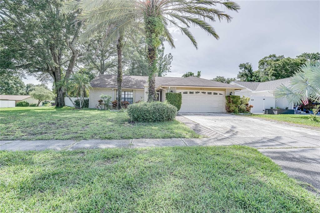 253 FOXCROFT DRIVE E PALM HARBOR, FL 34683