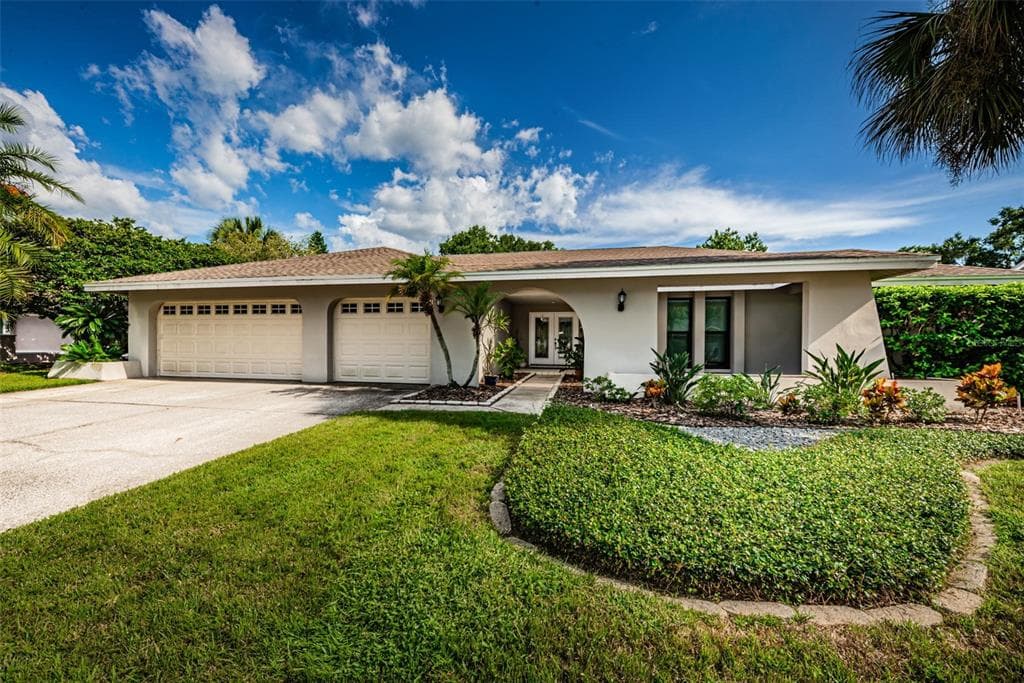 3908 BELMOOR DRIVE PALM HARBOR, FL 34685