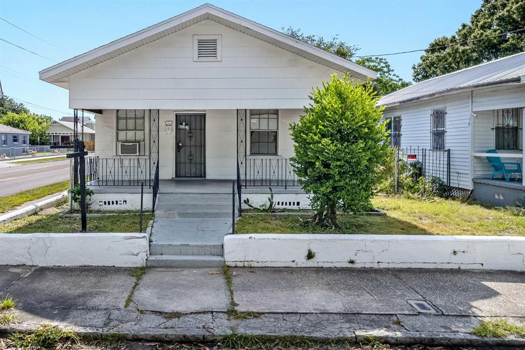 3002 N 16TH STREET TAMPA, FL 33605