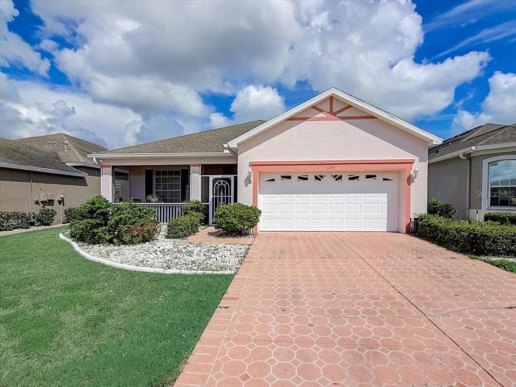 1135 EMERALD DUNES DRIVE SUN CITY CENTER, FL 33573