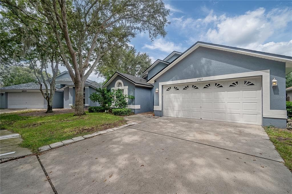 6907 FREEPORT ROAD RIVERVIEW, FL 33578