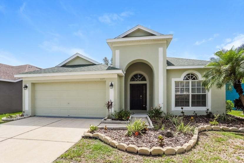 5029 CLOVER MIST DRIVE APOLLO BEACH, FL 33572