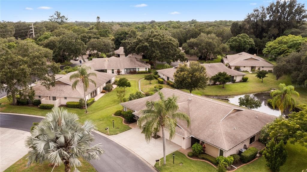 3459 WILKINSON WOODS DRIVE UNIT 52 SARASOTA, FL 34231