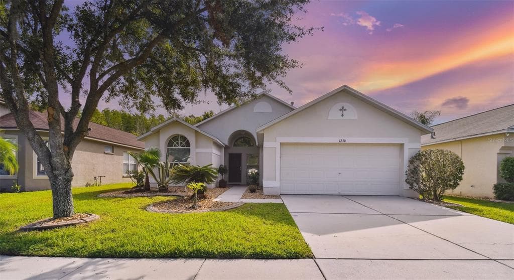 1230 KATAHDIN COURT WESLEY CHAPEL, FL 33543