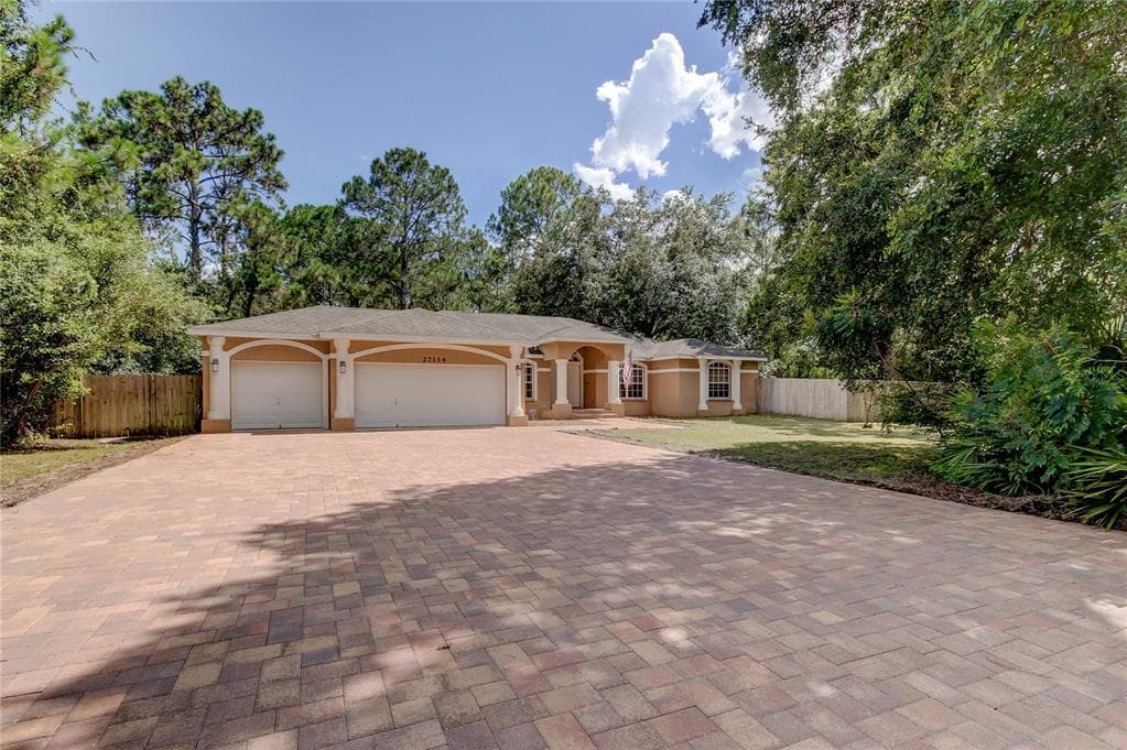 27134 BLACK HAWK DRIVE WESLEY CHAPEL, FL 33544