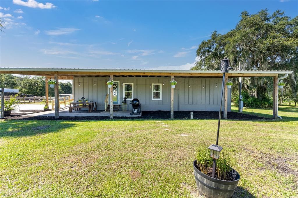 28533 RICE ROAD SAN ANTONIO, FL 33576