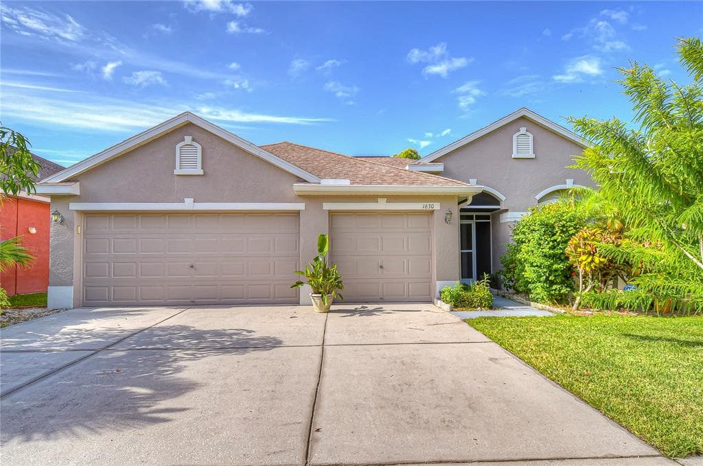 1630 MIRA LAGO CIRCLE RUSKIN, FL 33570
