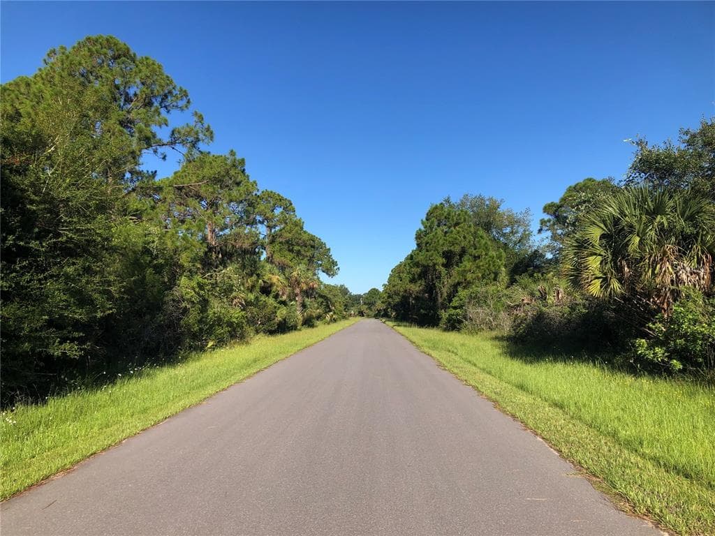14036 LARSON AVENUE PORT CHARLOTTE, FL 33953
