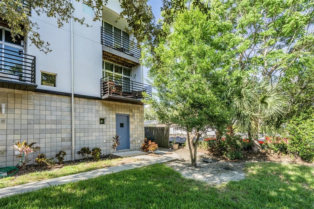 5008 S MACDILL AVENUE UNIT 7 TAMPA, FL 33611