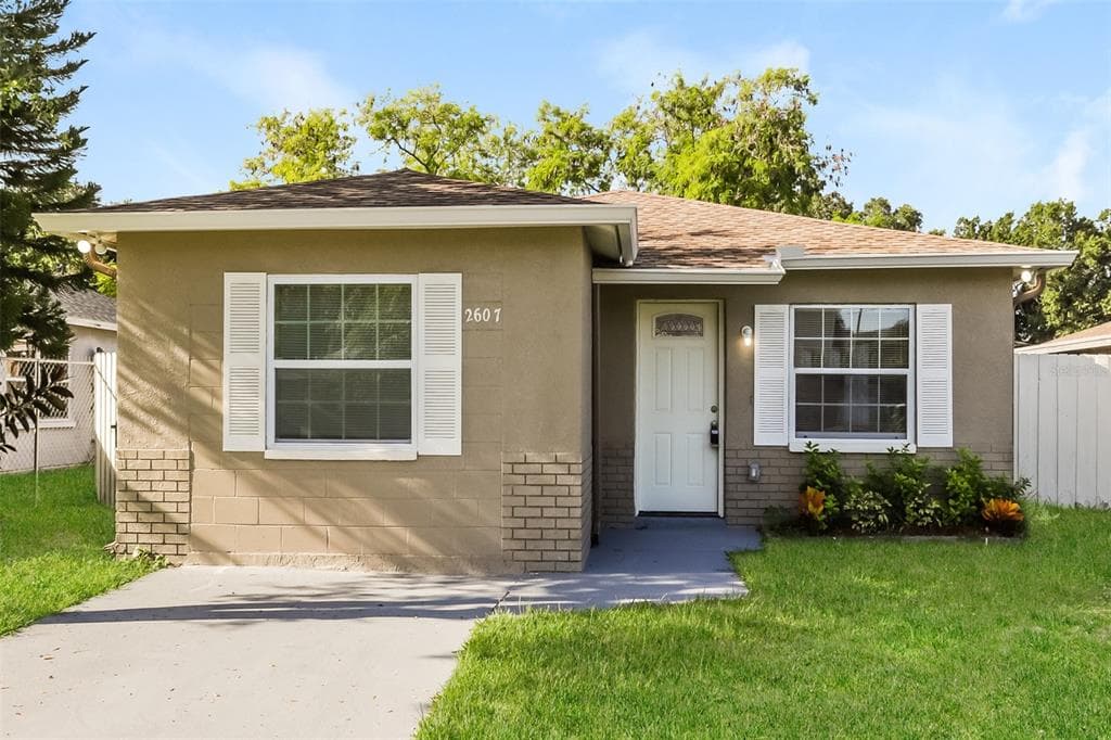 2607 LINDELL AVENUE TAMPA, FL 33610
