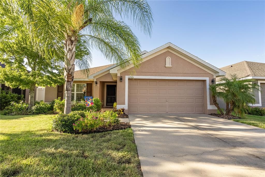 10906 KIRKWALL PORT DRIVE WIMAUMA, FL 33598
