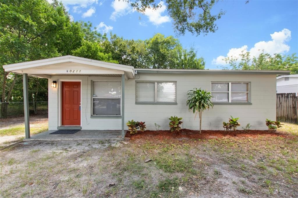 10211 N 28TH STREET TAMPA, FL 33612